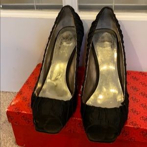 All time fave 🖤comfy black heels